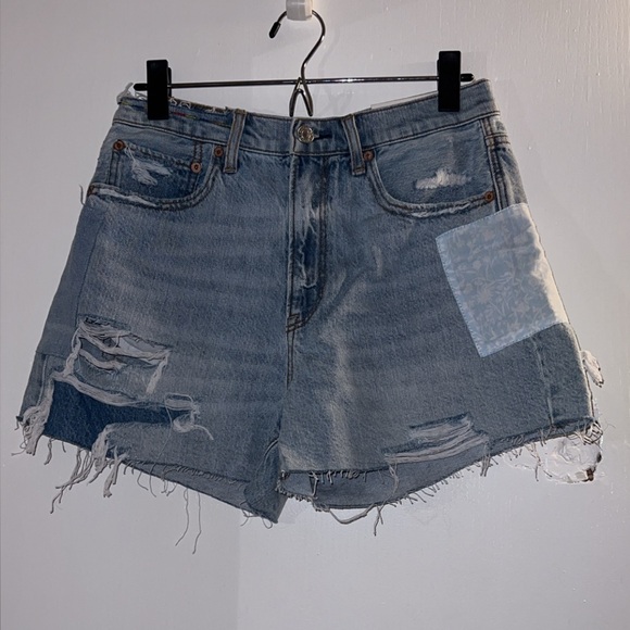 American Eagle Outfitters Pants - American Eagle highest rise 90s boyfriend shorts